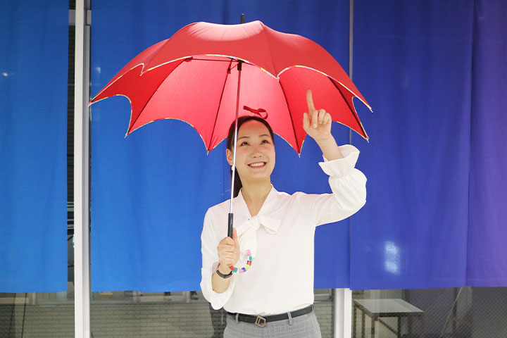 Umbrella inspired by Nagasaki’s Meganebashi Bridge