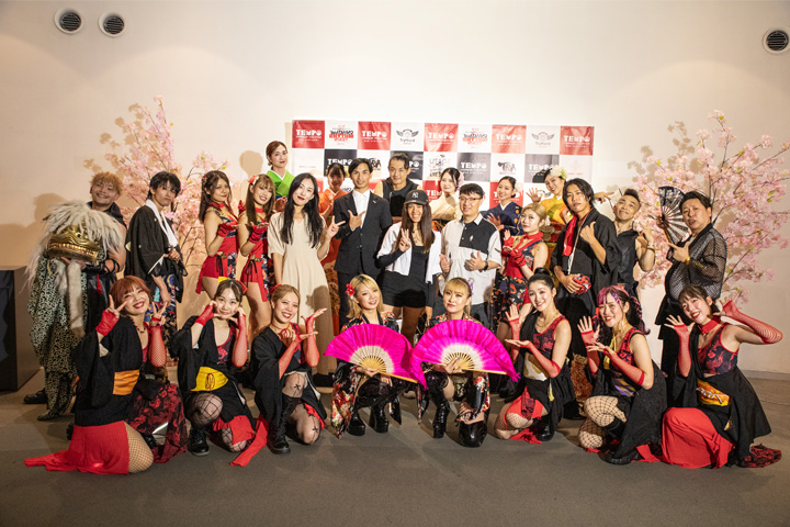 Together with OSAKA NIGHT FUSION performers
