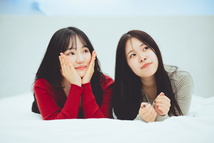 在SEKAI HOTEL客房的一刻