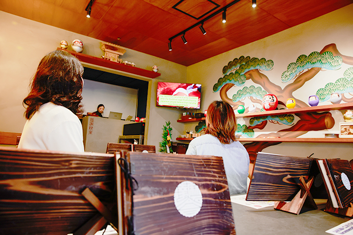 觀看達摩歷史的影片